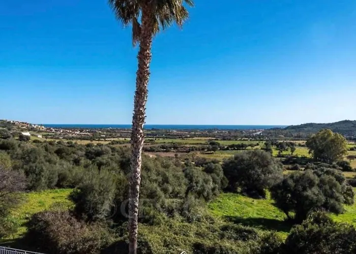 Ferienhaus L'affaccio Sul Mare Budoni